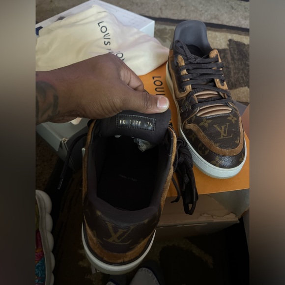 Louis vutton LV trainer sneakers - Picture 2 of 6